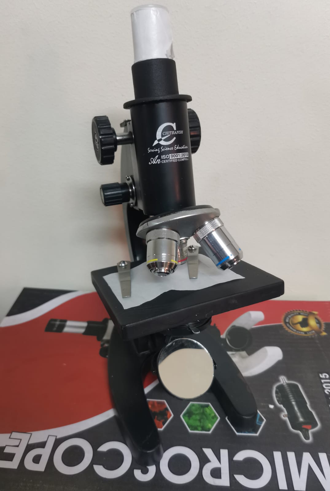 MICROSCOPE MONOCULAR WITH 3 OBJECTIVE LENSES 4X,10X,40X WITH CONDENSER